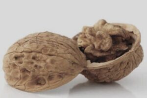 Berry's Walnut Media - 8lb Box